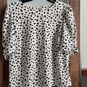 Animal print back and cream small balloon sleeve top